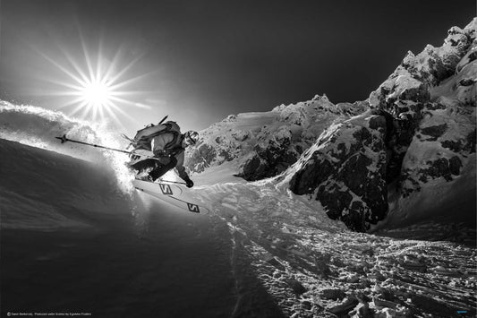 Snow Splash Over The Edge - Skiing Poster - egoamo.co.za